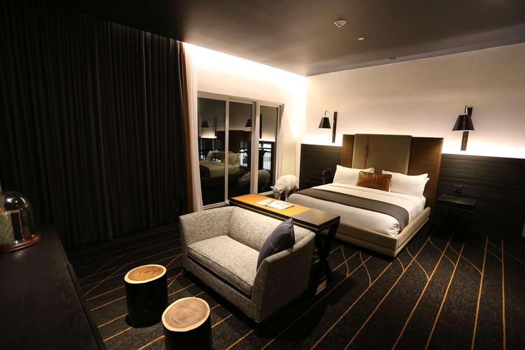 The George, By Valencia Hotel Collection College Station Kamer foto