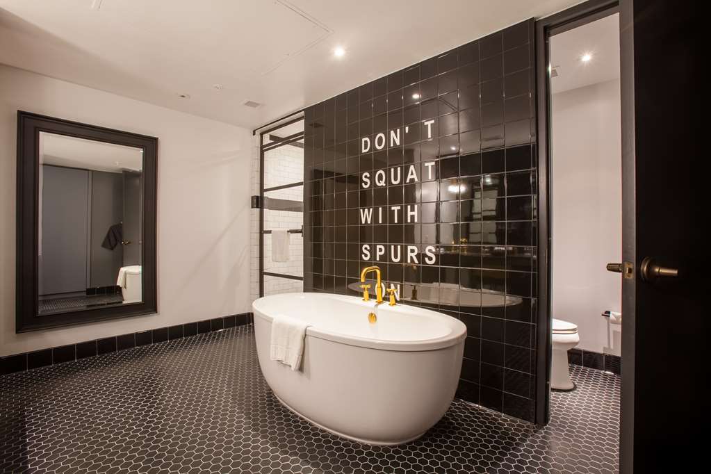 The George, By Valencia Hotel Collection College Station Kamer foto